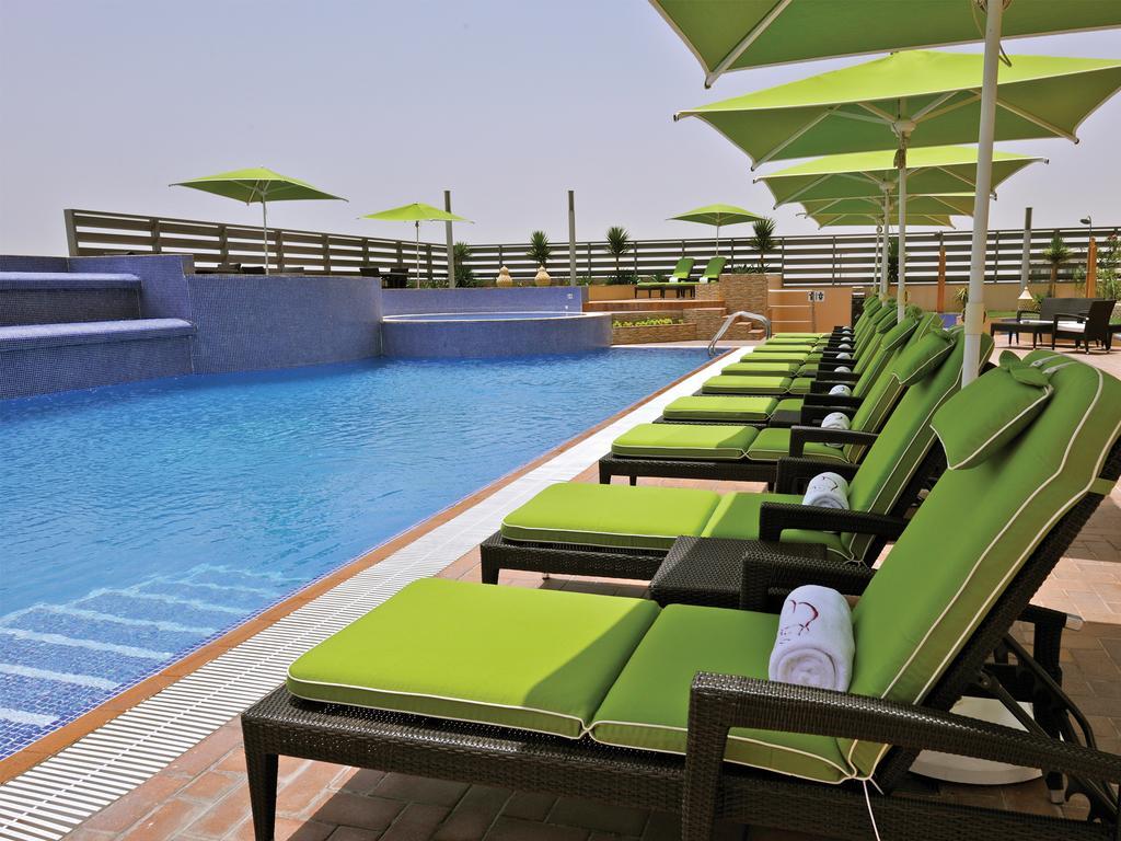 マナーマ フレイザー スイーツ シーフ バーレーンアパートホテル エクステリア 写真 Rooftop pool