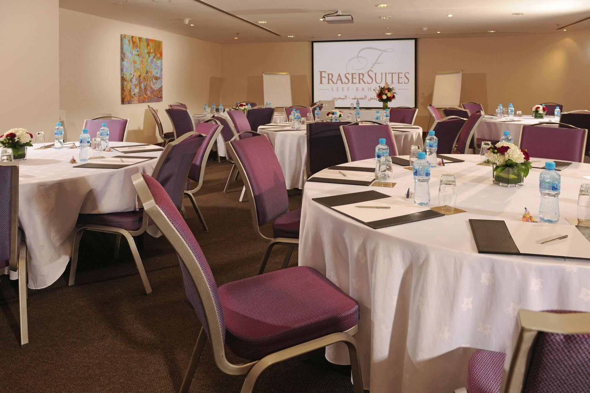 マナーマ フレイザー スイーツ シーフ バーレーンアパートホテル エクステリア 写真 Meeting room at Fraser Suites